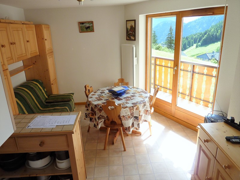RESIDENCE DE DROUZIN  (  )